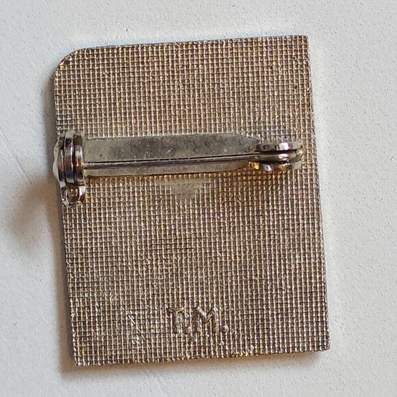 1980 Lake Placid Winter Games PIN XIII Silver Tone Enamel - Picture 2 of 2